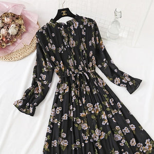 2019 Spring Summer New Hot Women Print Pleated Chiffon Dress  Fashion Female Casual Flare Sleeve Lotus leaf neck Basic Dresses86